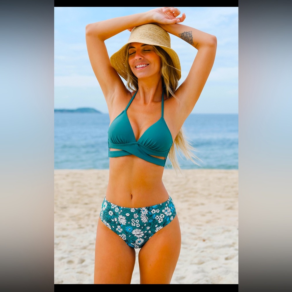 NWT CUPSHE 2piece bikini set - Large